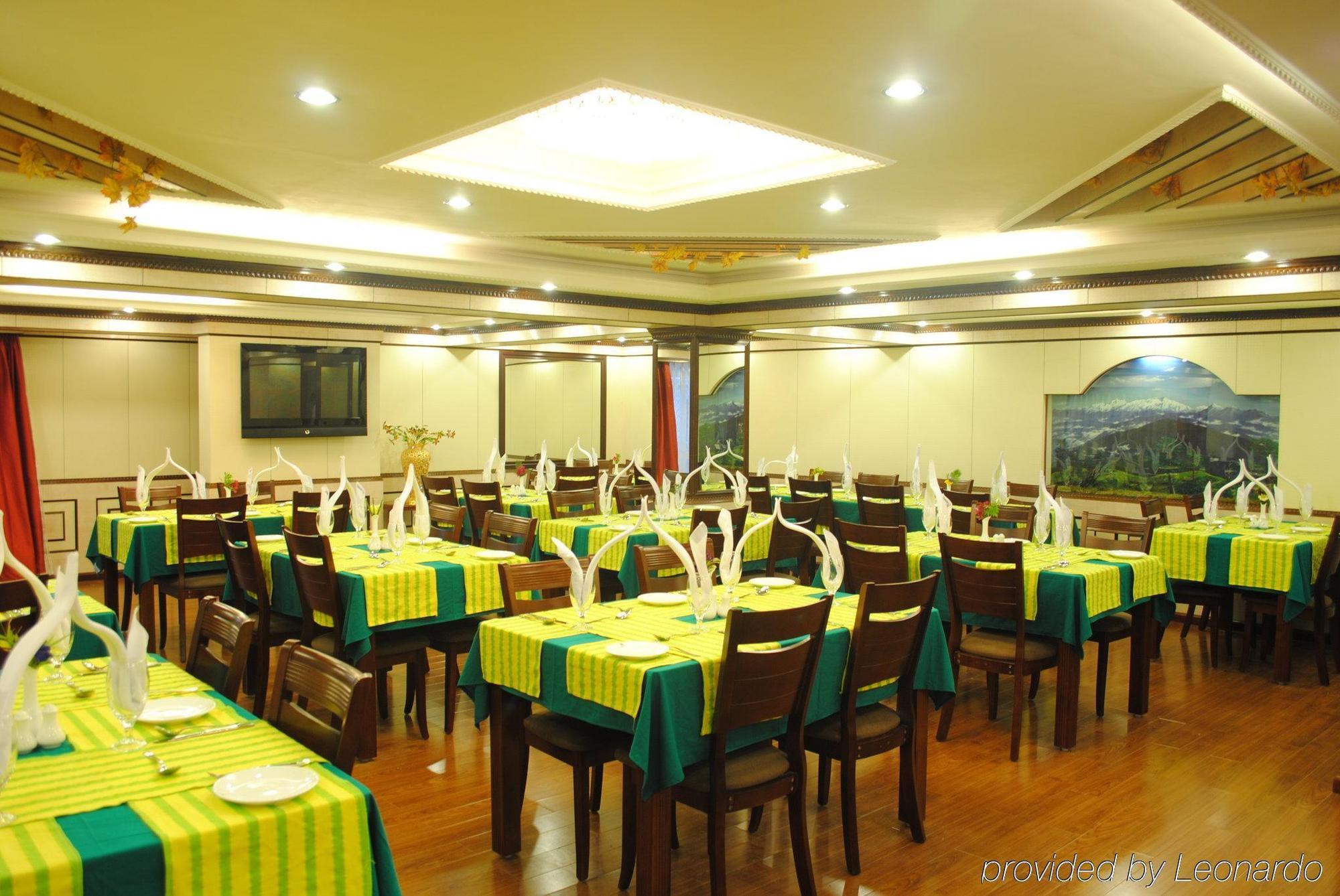 R.J.Resorts Darjeeling  Restaurant photo