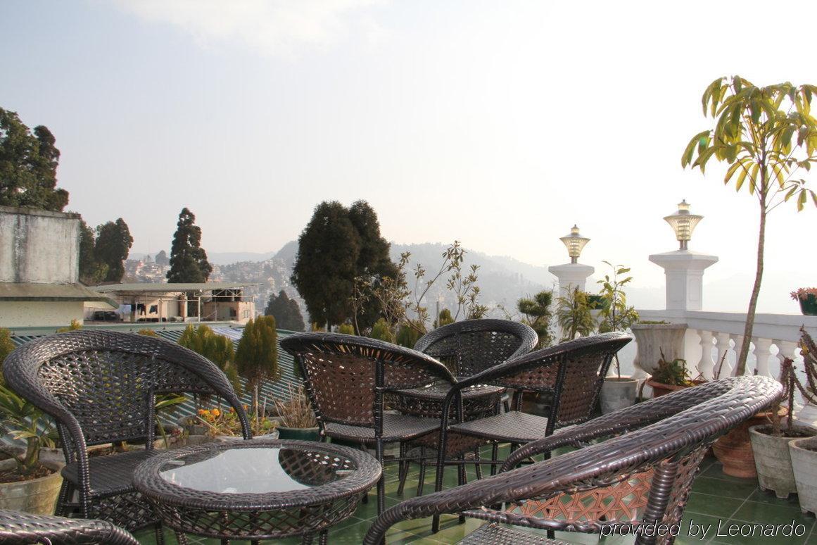 R.J.Resorts Darjeeling  Restaurant photo